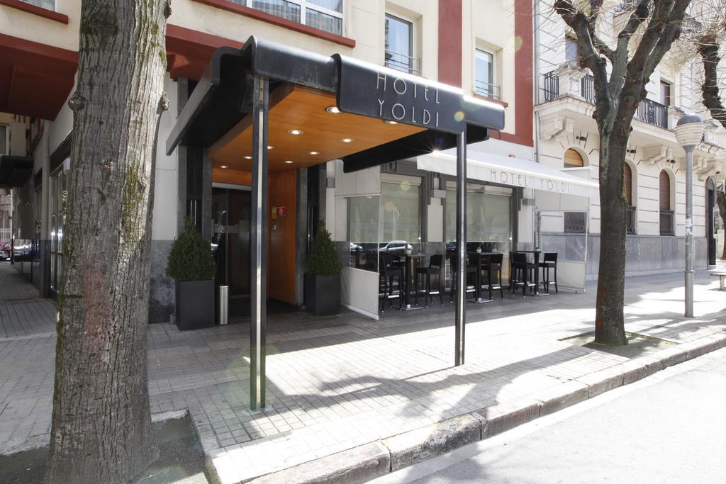 Hotel Yoldi Памплона Экстерьер фото